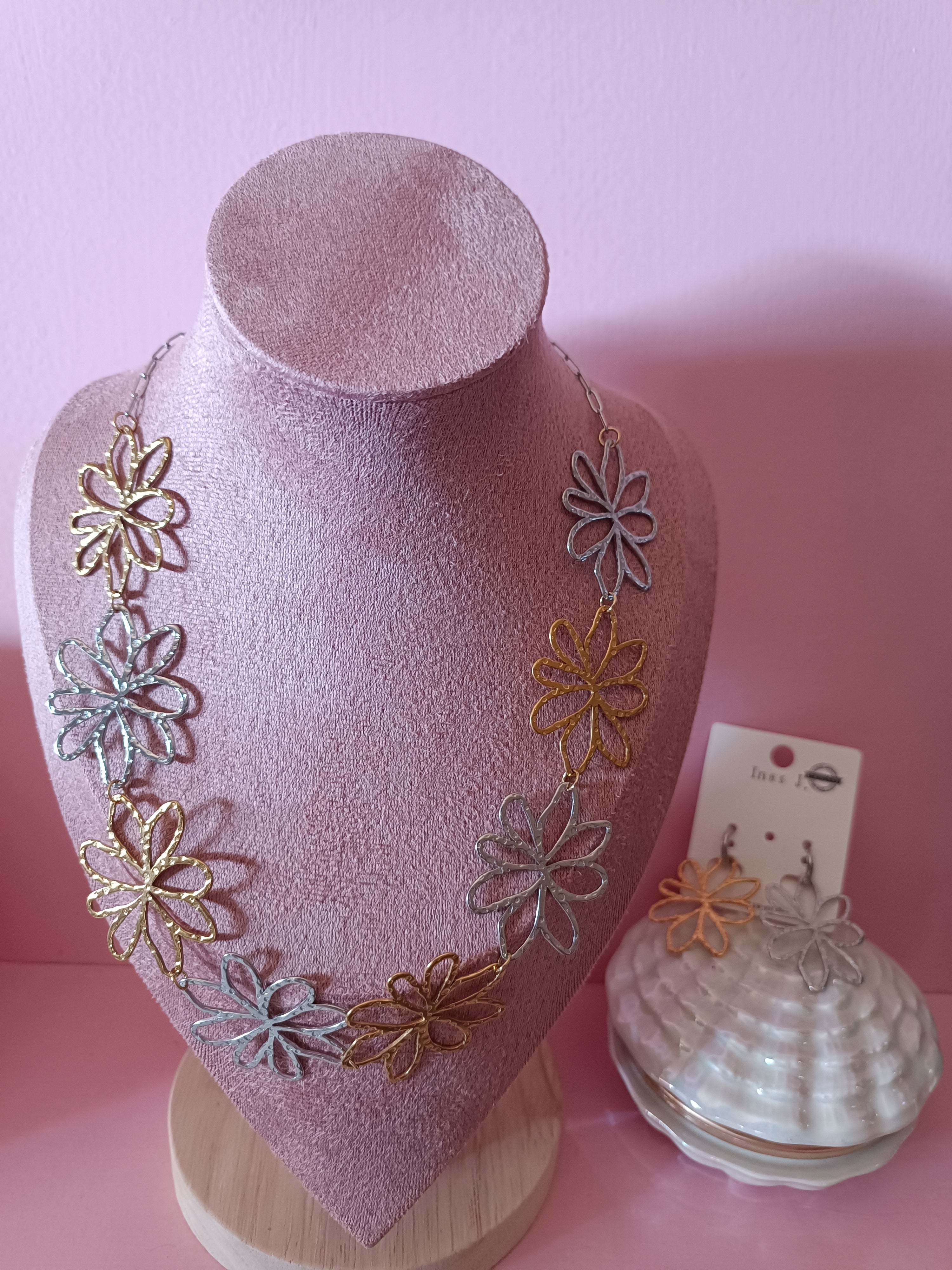 Flowers set